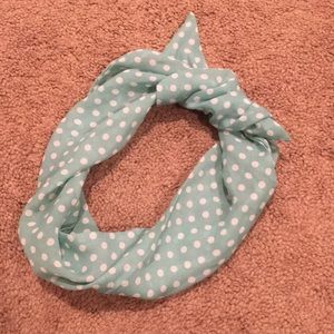 Adjustable wire head wrap polka dots